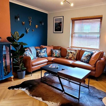 Hamilton Place Beautiful Holiday House In A Prime Location Portrush Exterior foto